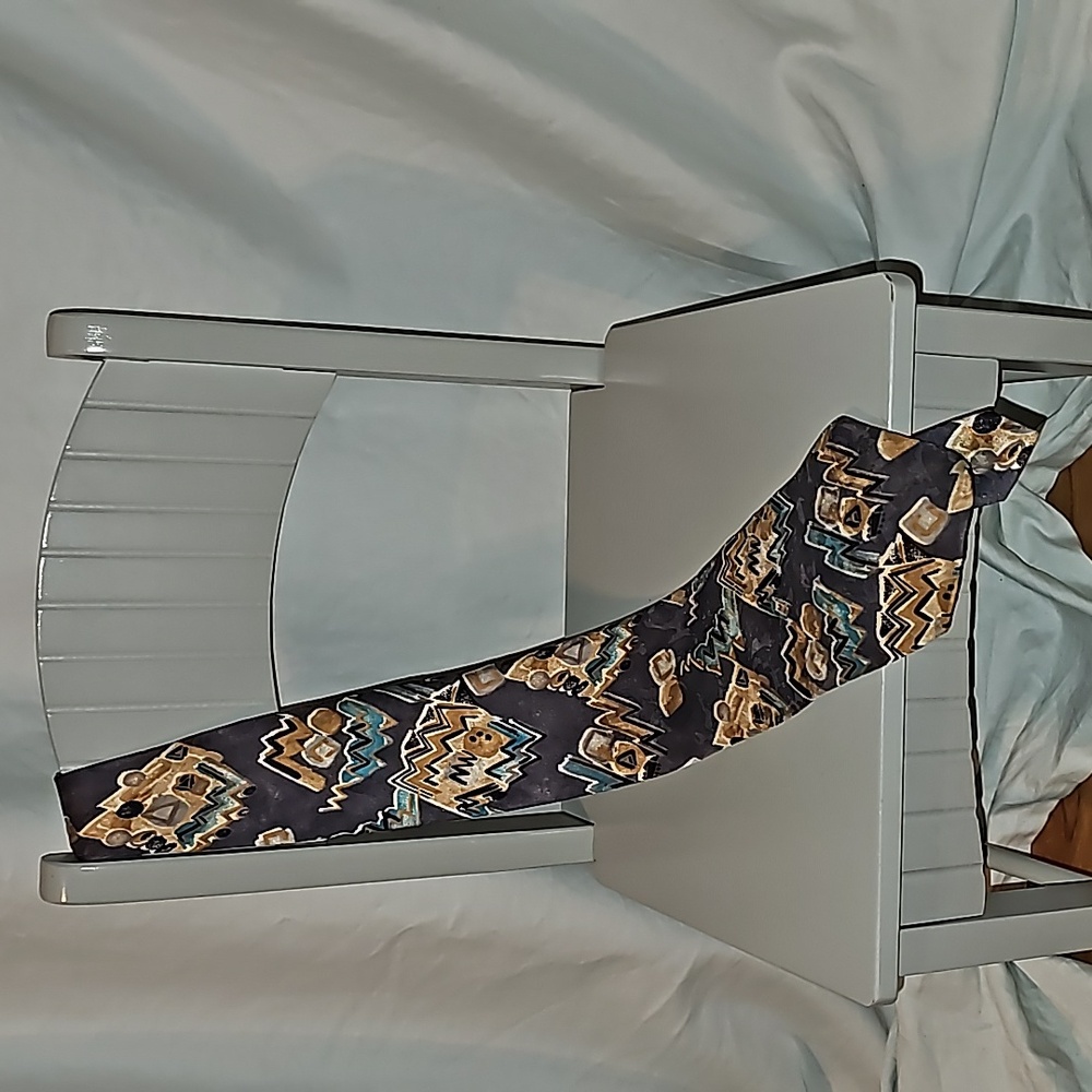 Oscar dela Renta 100% Silk Tie